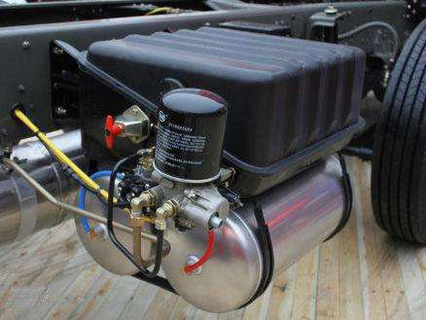 卡车气路制动系统有多复杂？